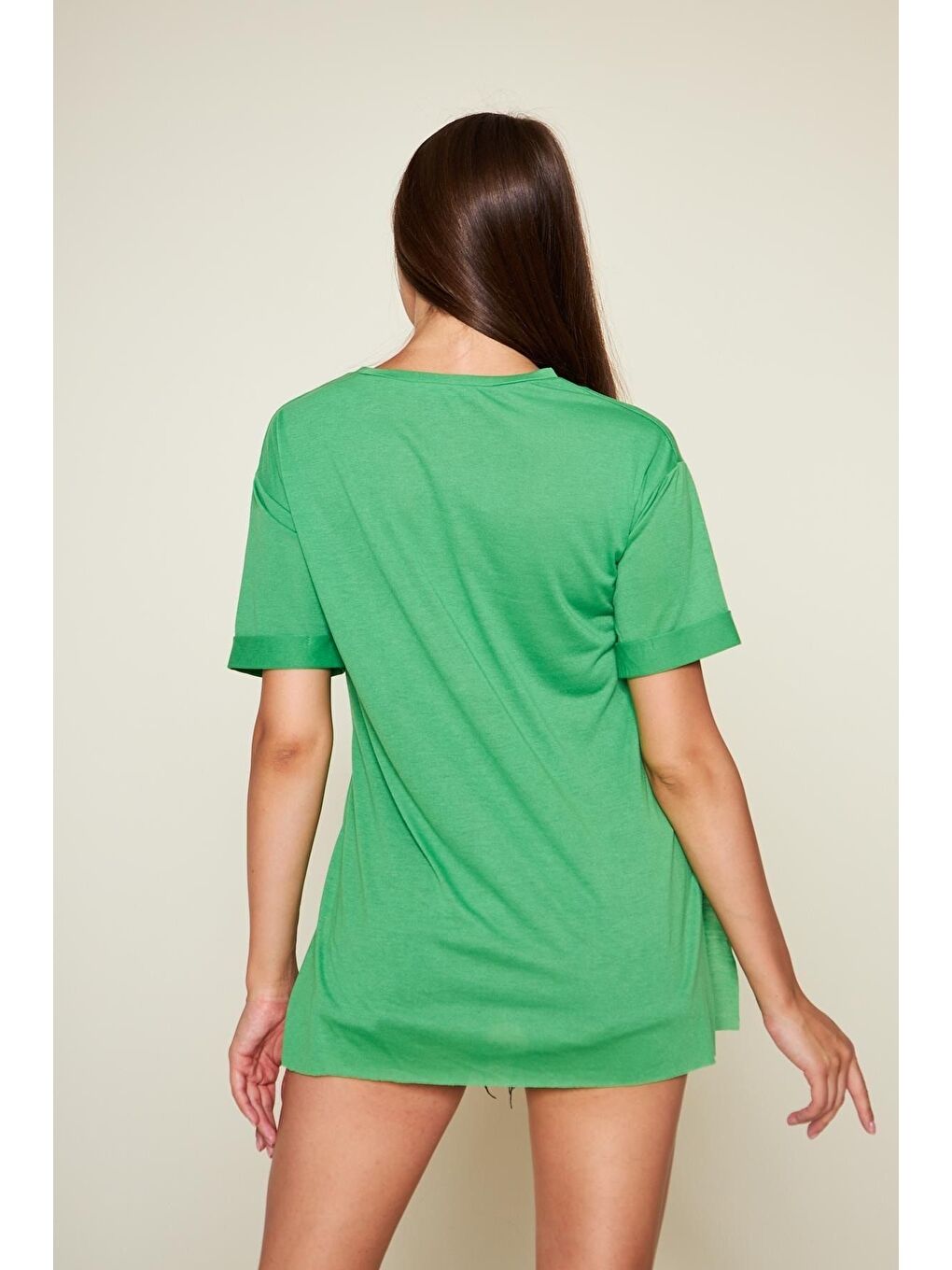 Yeşil Kadın Kol Katlı Yırtmaçlı Salaş Oversize Tshirt-2