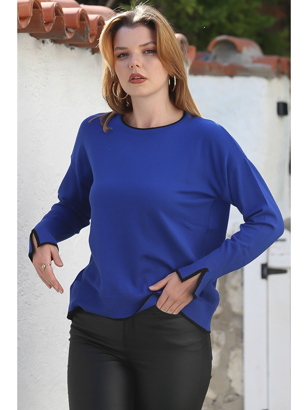 Mavi Yuvarlak Yaka Uzun Kol Arkası Düğmeli Casual Triko Kazak 65 65-4