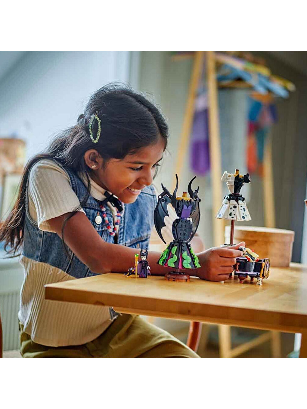 Disney Kötüleri Malefiz in ve Cruella De Vil in Elbiseleri 43262-6