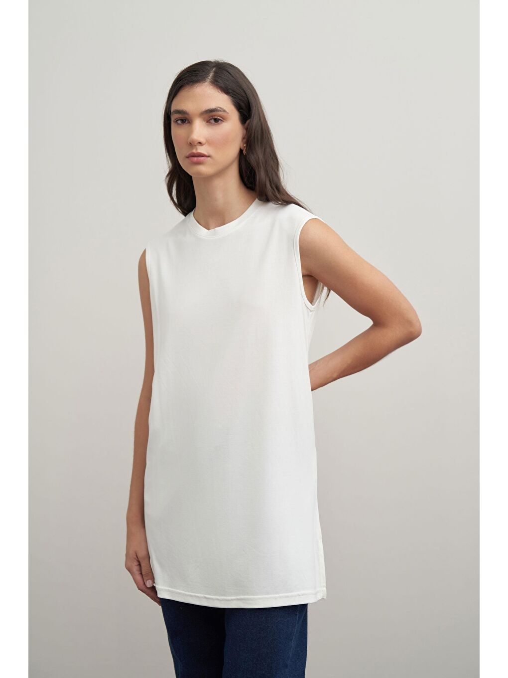 Ekru-Basıc Sıfır Kol İçlik Tunik