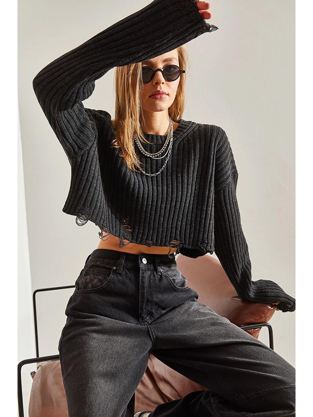 Antrasit Kadın Bisiklet Yaka Yırtık Detaylı Crop Triko Kazak-3