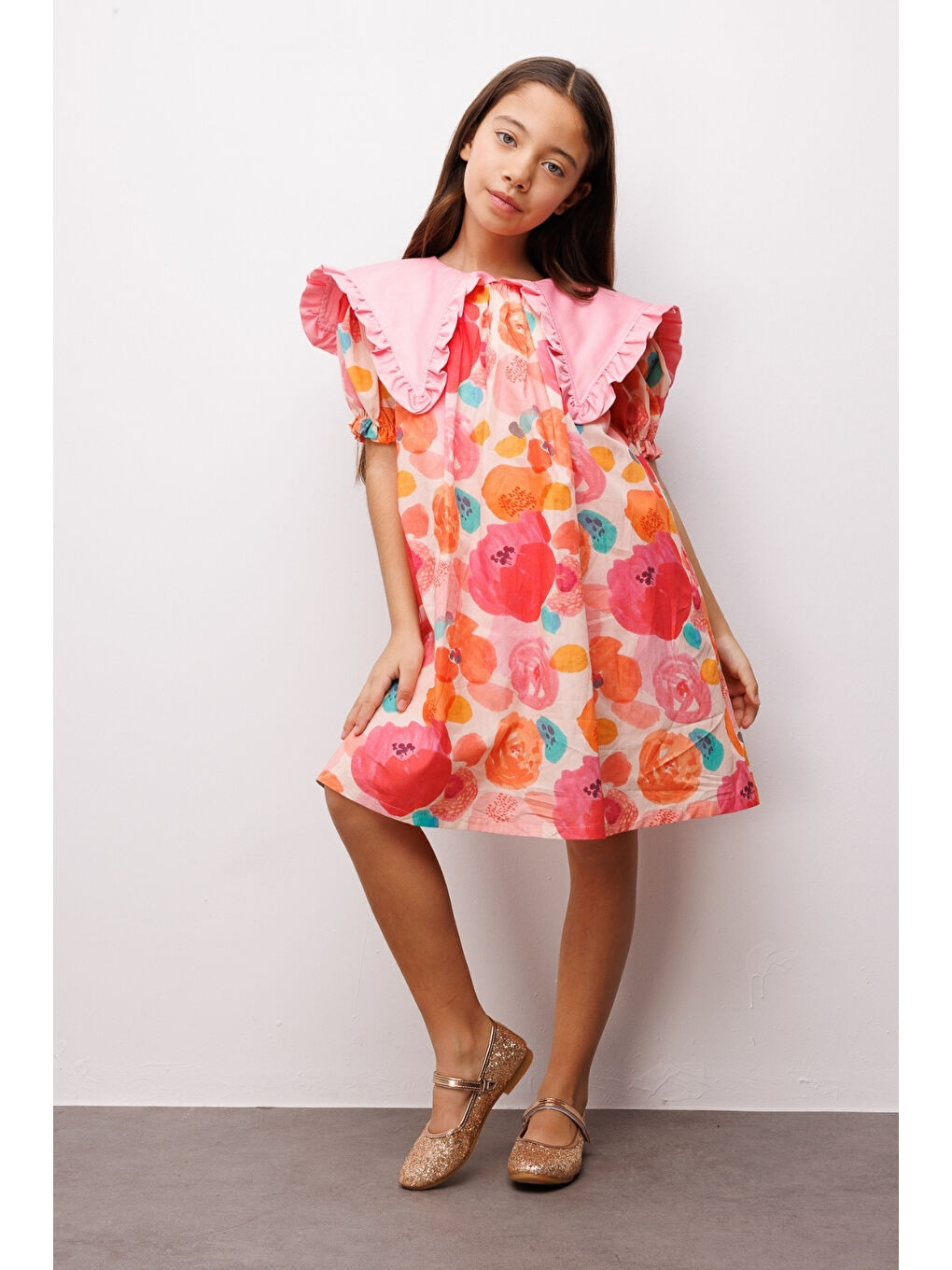 Pembe Pudra Sivri Yakalı Çiçek Desenli Kız Çocuk Elbise - Megan-1