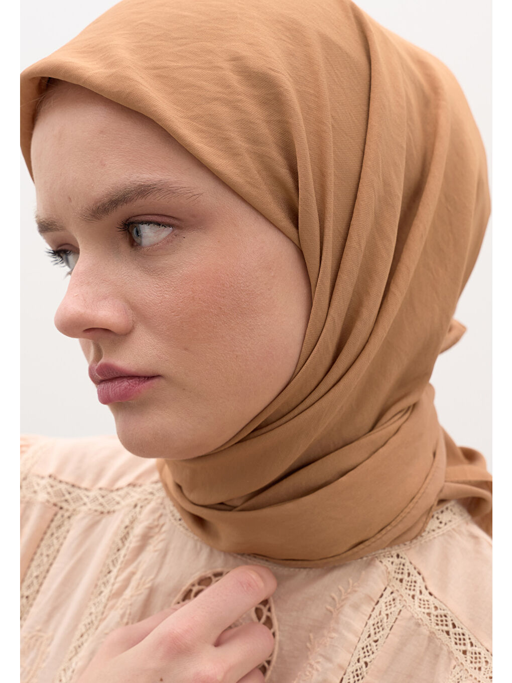 Kahverengi Pamuk Viskon Eşarp Tarçın Kabuğu-3