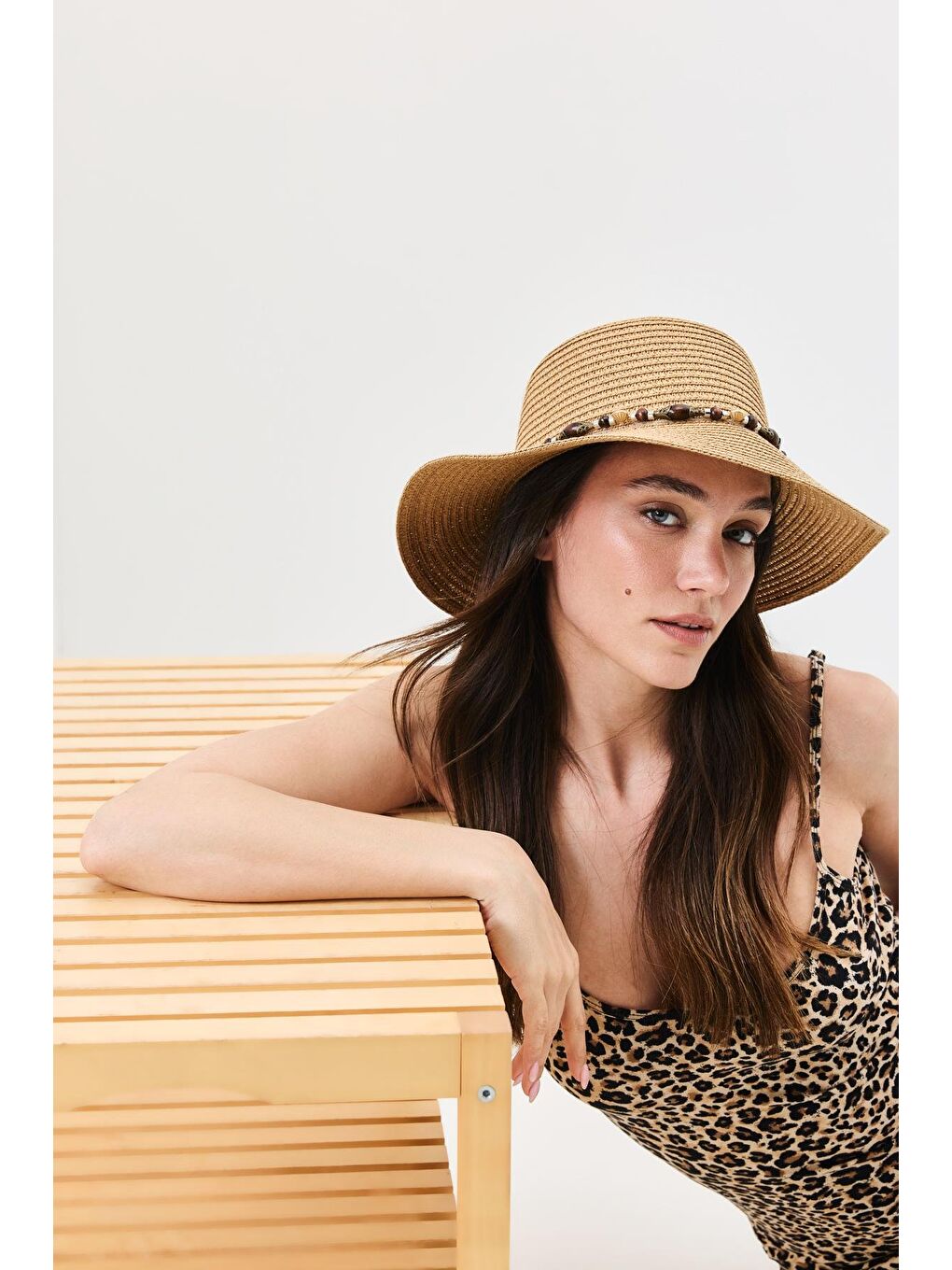 Bej Hasır Plaj Şapkası Y25730-19 Vizon