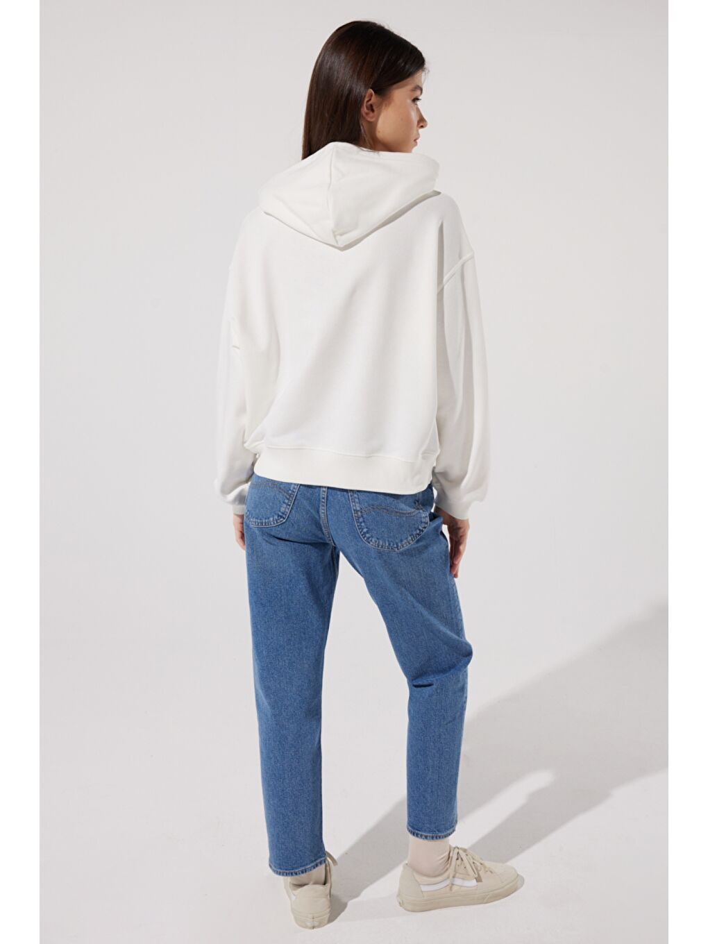 Loose Fit Rahat Kesim Kapüşonlu Yaka Ekru Sweatshirt-5