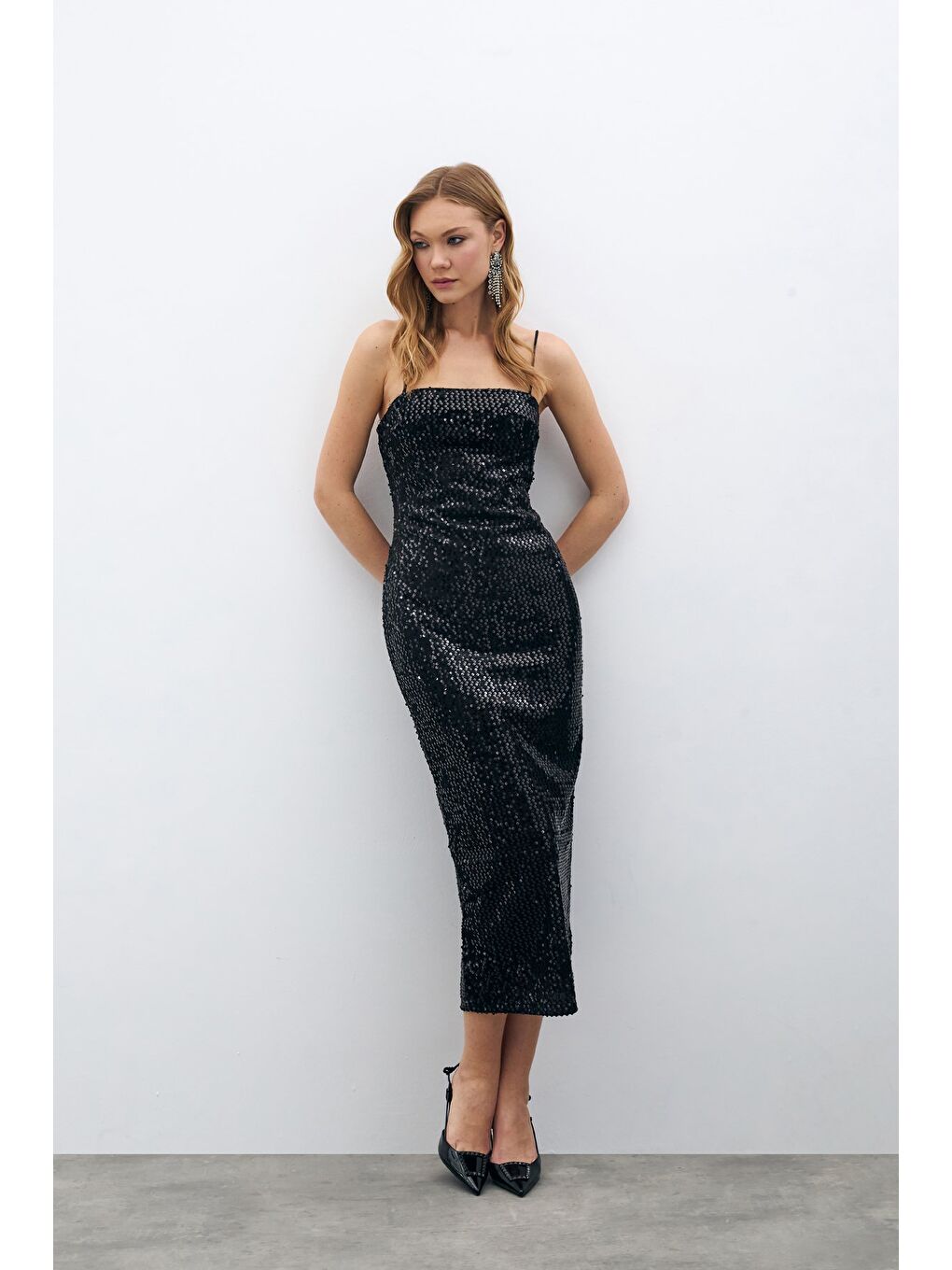 Kadife Payetli Uzun Elbise - Siyah-2