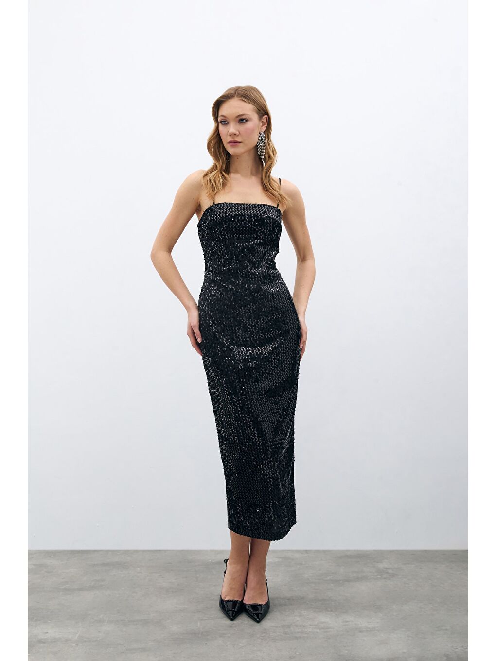 Kadife Payetli Uzun Elbise - Siyah-3