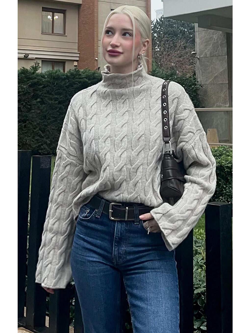 Bej Balıkçı Yaka Örme Triko Kazak Mg2172