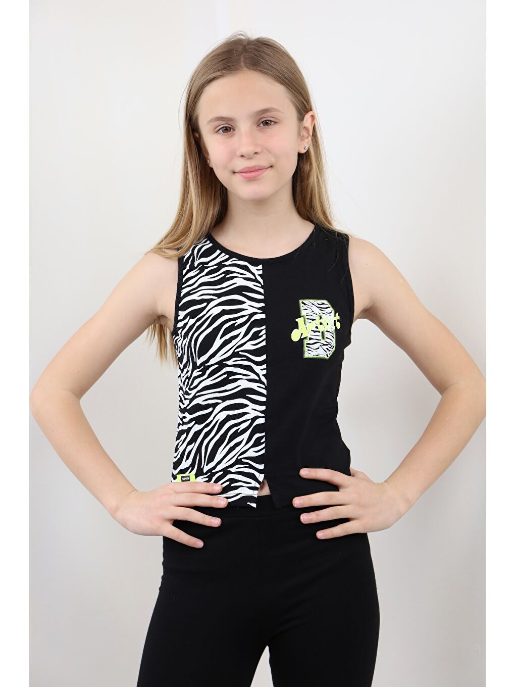 Siyah Kız Çocuk Baskılı Atlet