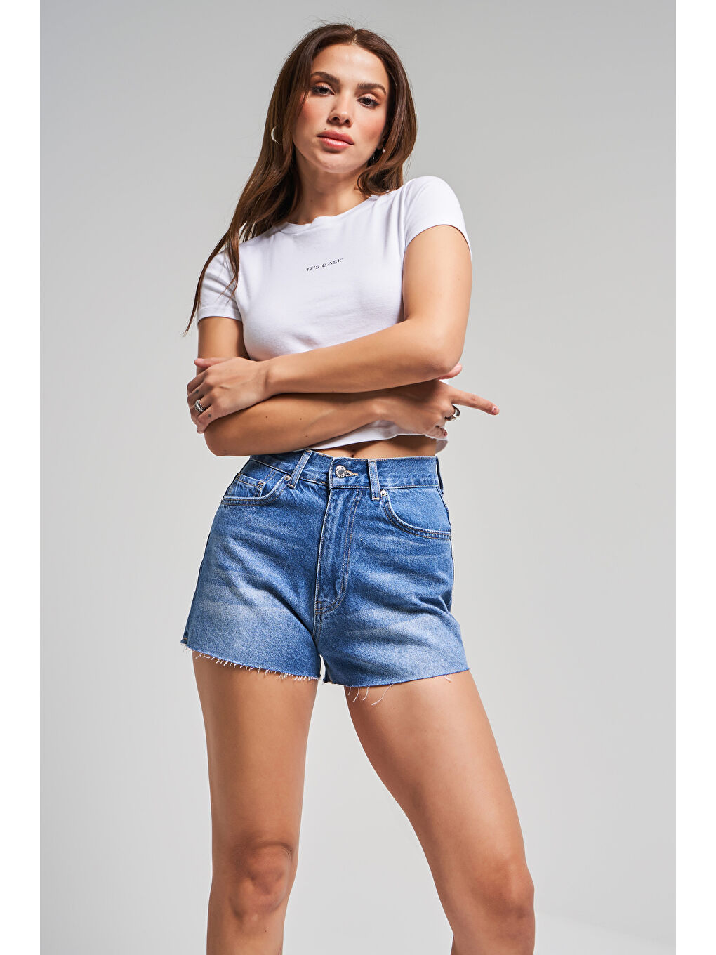 Kadın Mavi Renk 2s5 4 Mini Boy Mom Fit  100 Pamuk Yüksek Bel Denim Şort-4