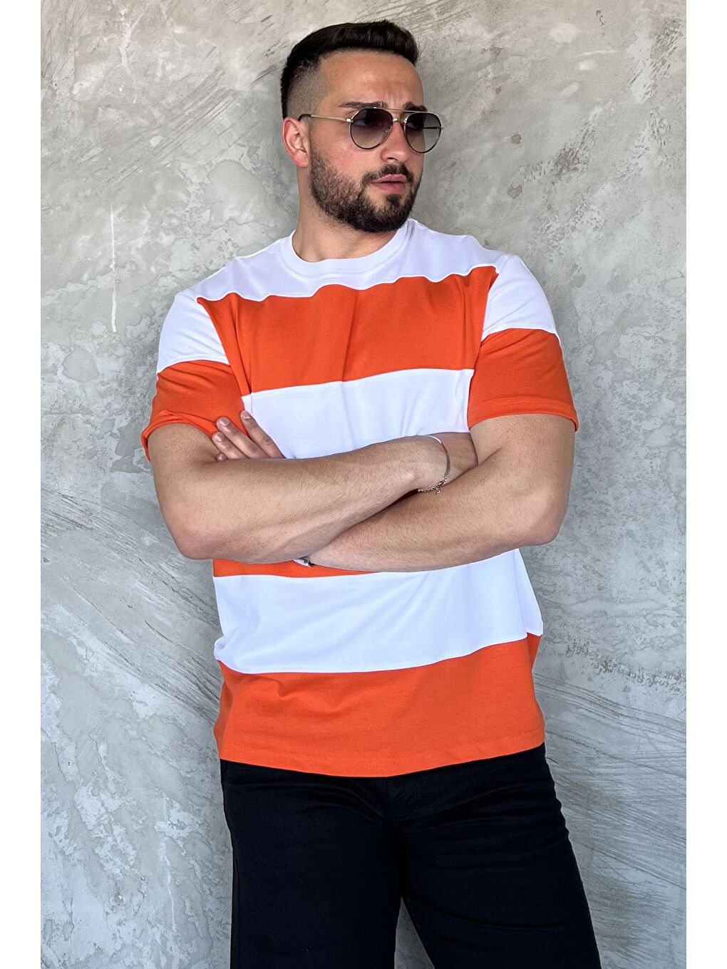 Beyaz Bisiklet Yaka Parçalı Erkek Tişört-1