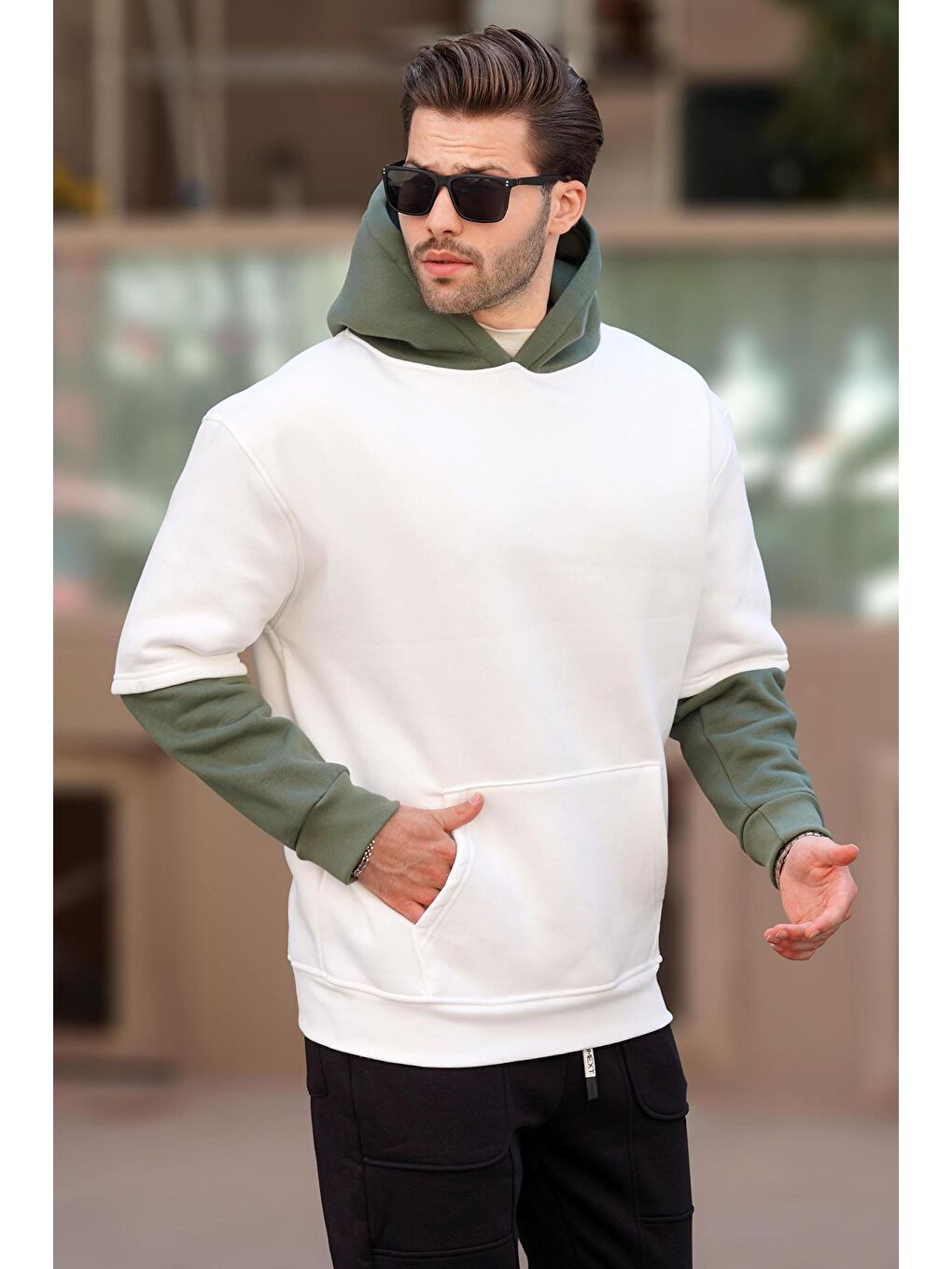 Madmext Ekru Kapüşonlu Cep Detaylı Erkek Sweatshirt 7071 - 1