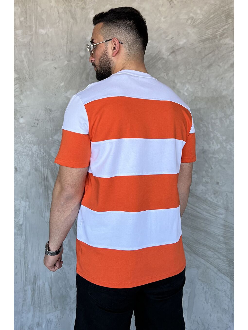 Beyaz Bisiklet Yaka Parçalı Erkek Tişört-2