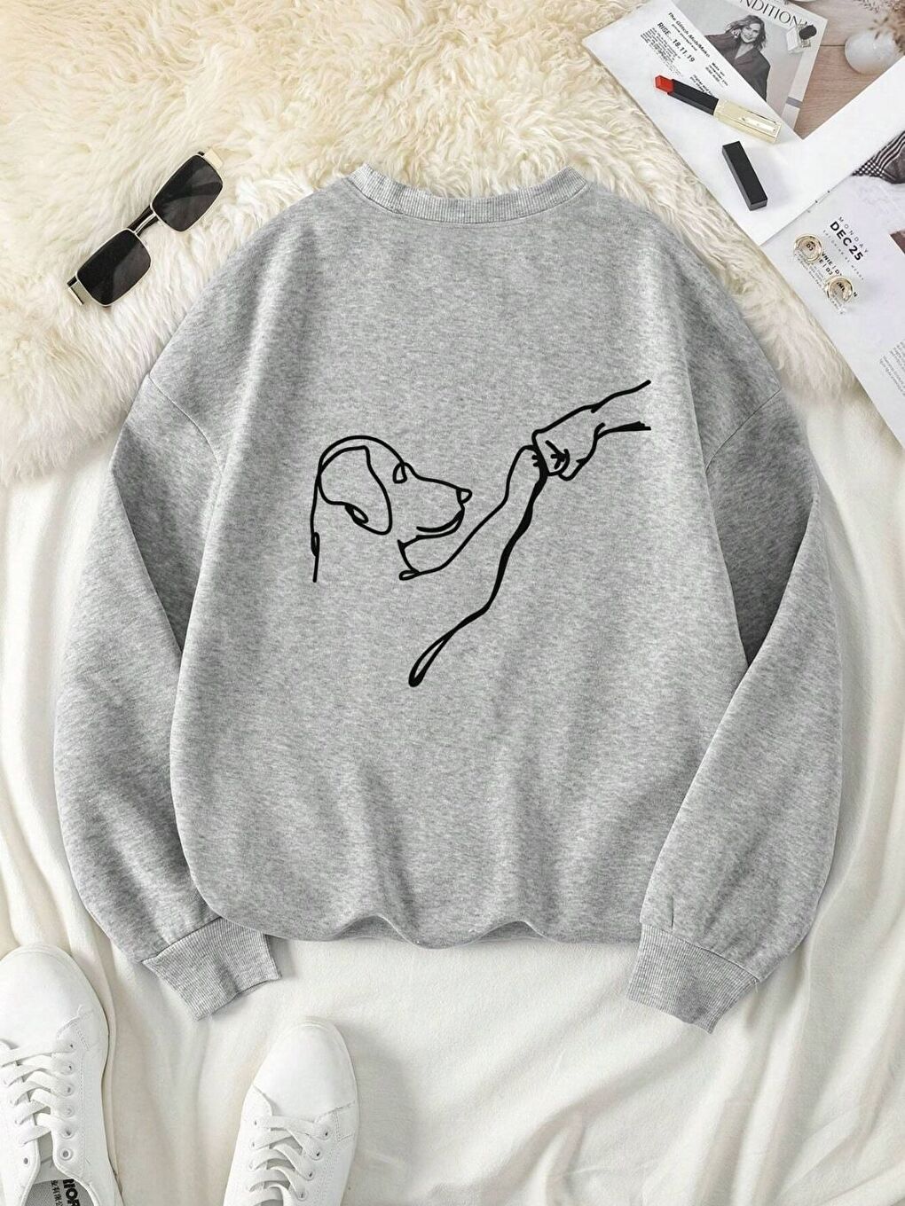 Kadın Gri Hayvan Sevgisi Baskılı Bisiklet Yaka Oversize Sweatshirt-2