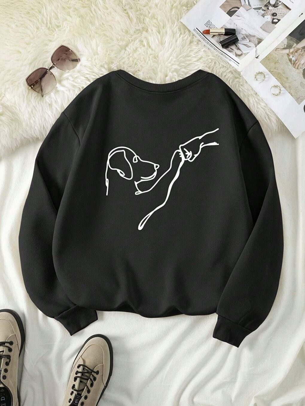 Trendseninle Kadın Siyah Hayvan Sevgisi Baskılı Bisiklet Yaka Oversize Sweatshirt