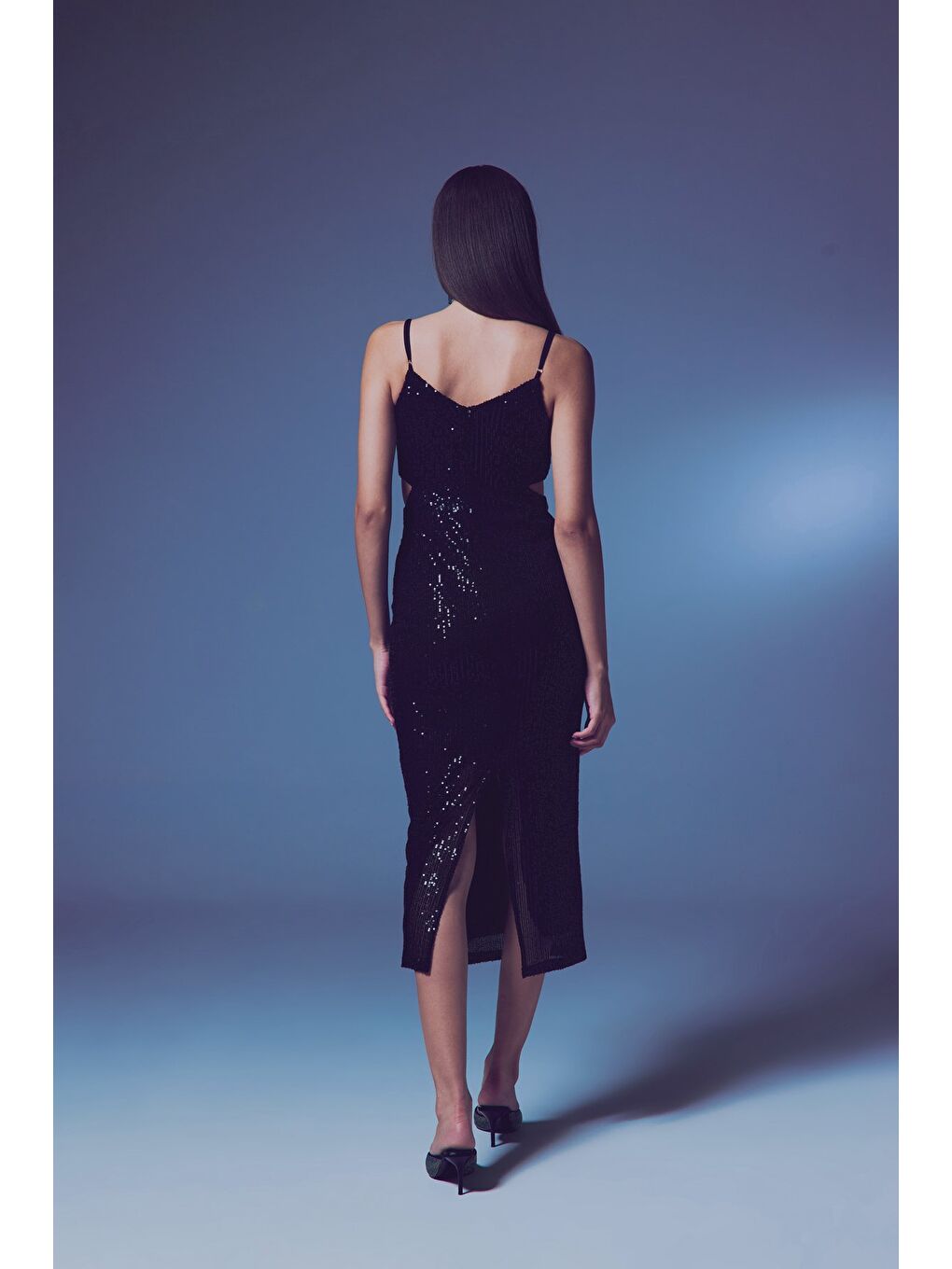 Dekolteli Payet Elbise - Siyah-6