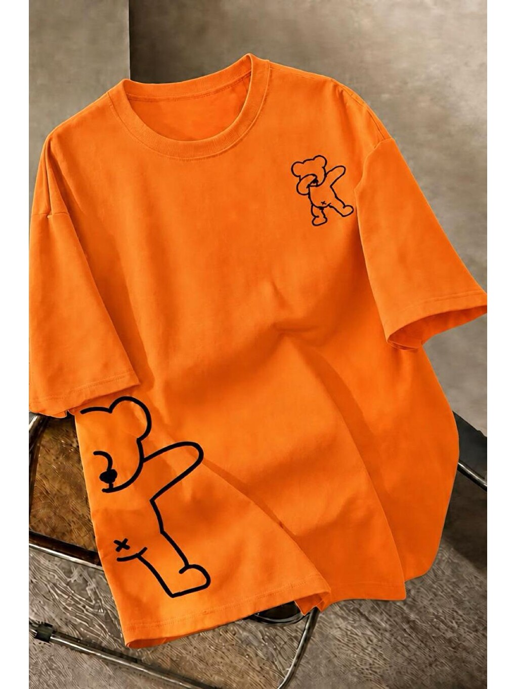 Turuncu Ayıcık Baskılı Unisex Oversize Sokak Stili T-Shirt