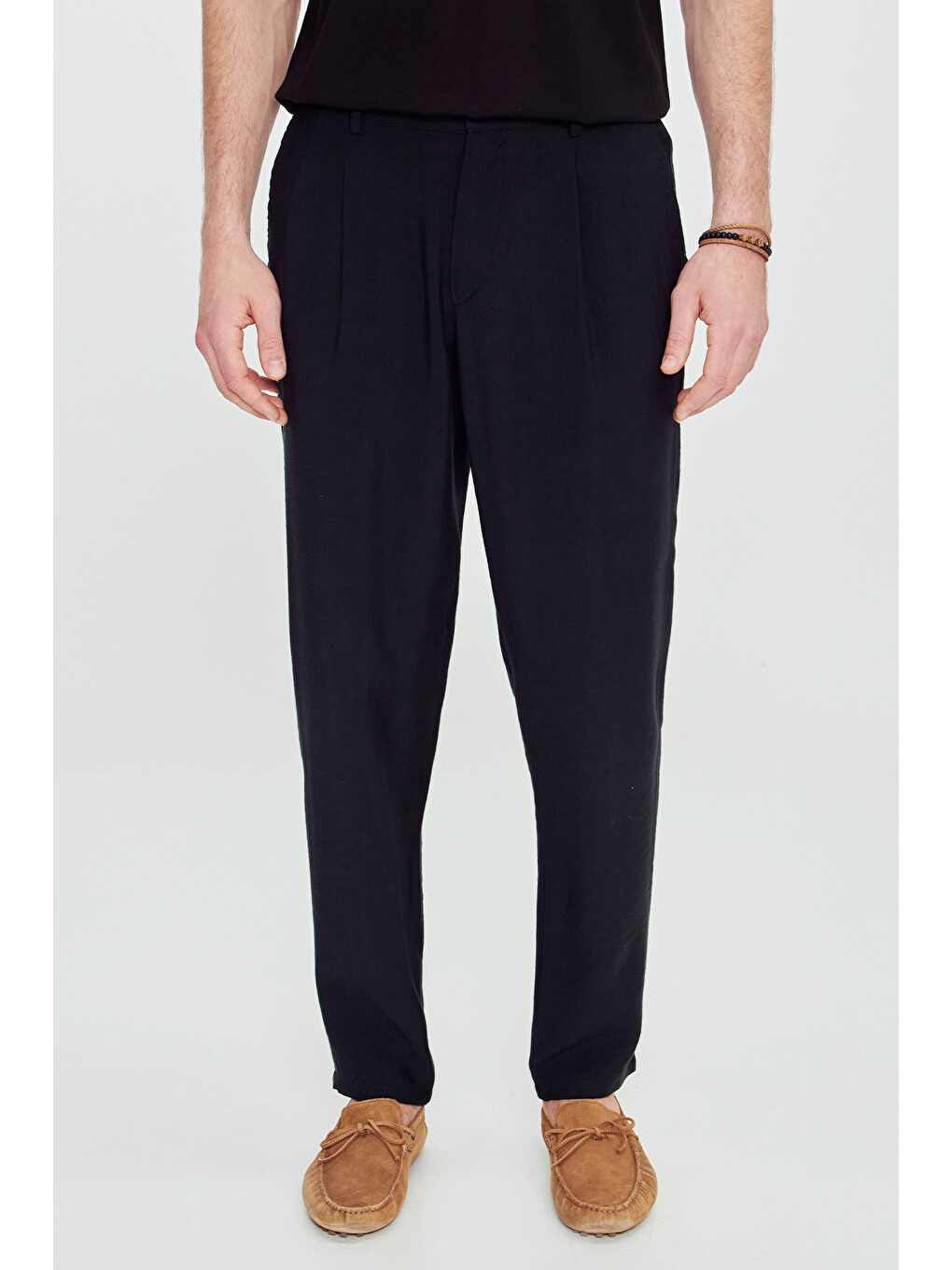 Erkek Siyah Comfort Fit Rahat Kesim Beli Lastikli Yan Cepli Pantolon-1