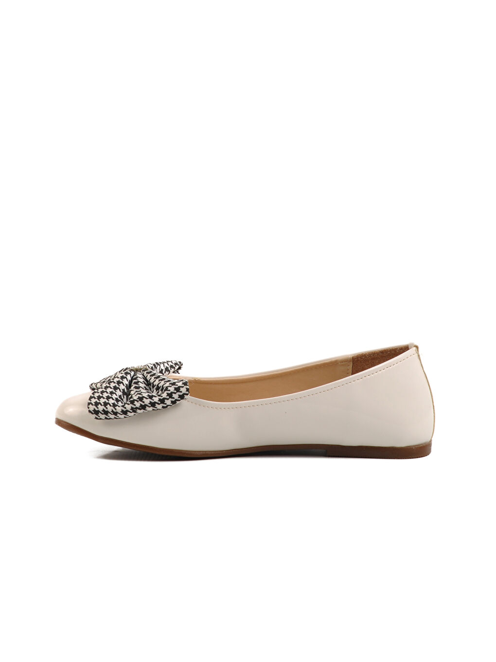 Beyaz Rugan Fiyonk Kurdeleli Kız Çocuk Babet 180 F-1