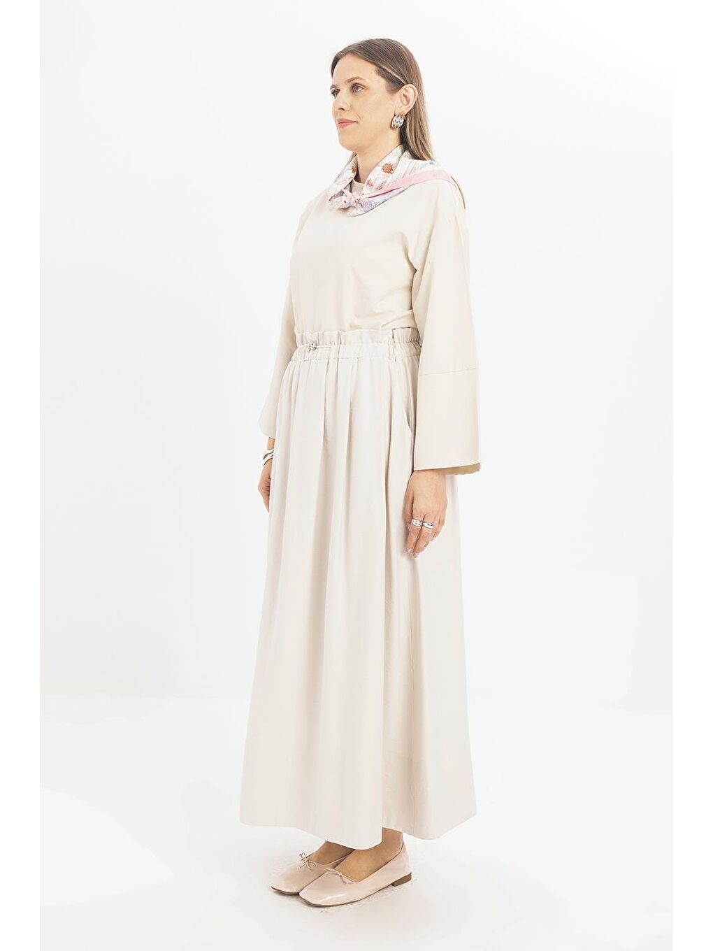 Bej Taş-Belden Büzmeli Etek Ucu Geniş Katlamalı Etek-2