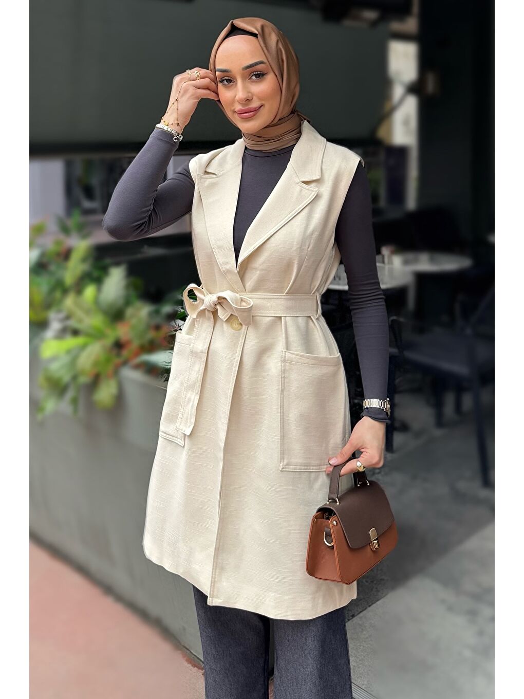 Bej Bel Kuşaklı Astarlı Tesettür Yelek-3