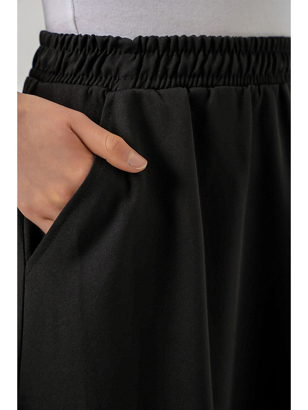 Kadın Beli Lastikli Uzun Etek 8072 - Siyah-4