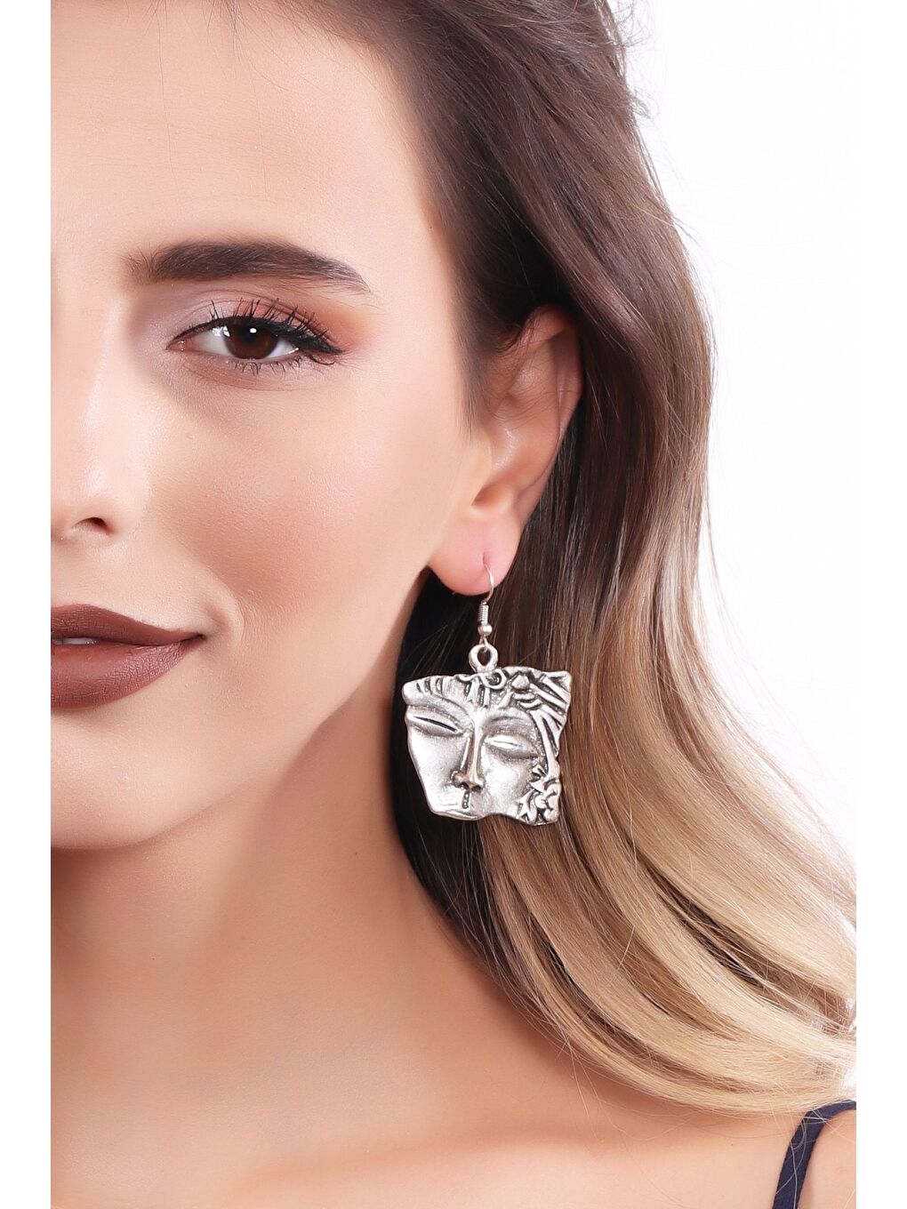 Gri Kadın Antik Gümüş Kaplama Sallantılı Uyuyan Güzel Küpe-2