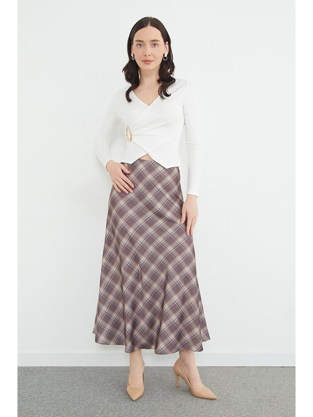 Bej Ekose Desenli Maxi Boy Saten Etek-2