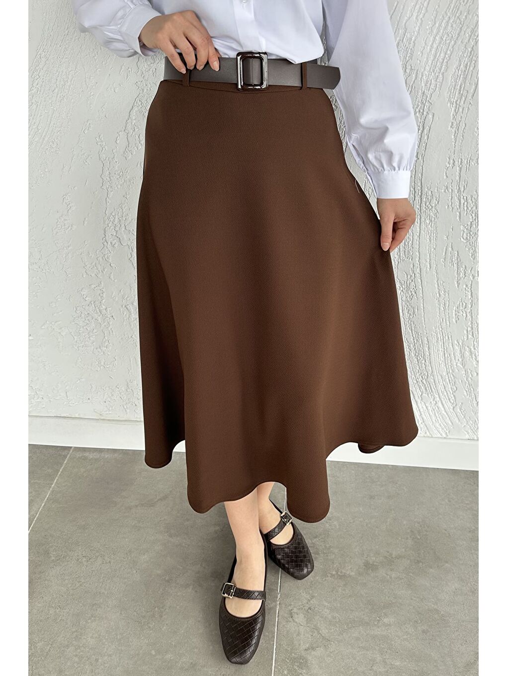 Kahverengi Kemer Aksesuarlı Tesettür Kiloş Etek-5