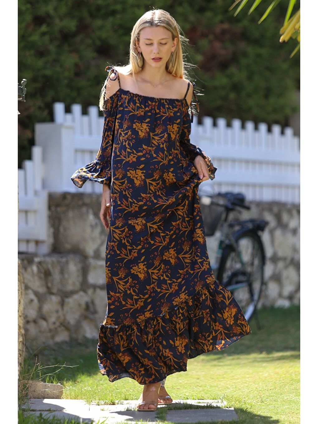 Kahverengi Carmen Yaka Fırfırlı Kol Kol Ve Etek Ucu Fırfırlı Allover Baskılı Dokuma Casual Elbise-2