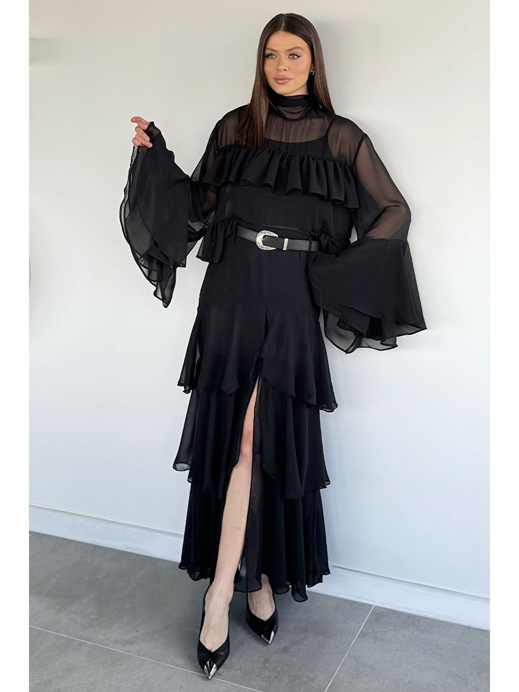 Siyah Kadın Yırtmaçlı Kemerli Kat Detaylı Tül Etek