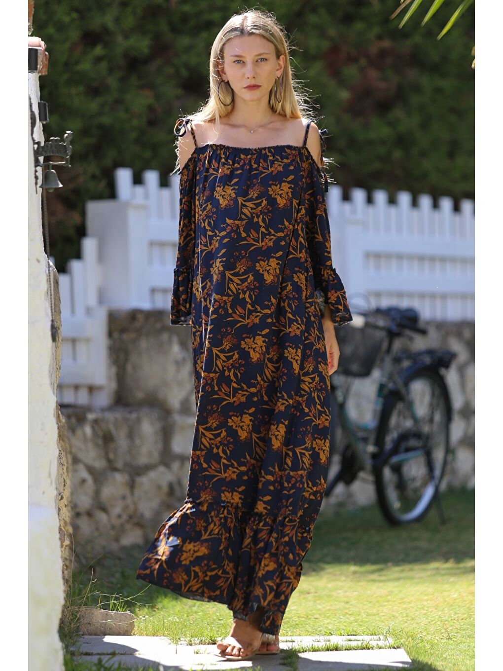 Kahverengi Carmen Yaka Fırfırlı Kol Kol Ve Etek Ucu Fırfırlı Allover Baskılı Dokuma Casual Elbise-6