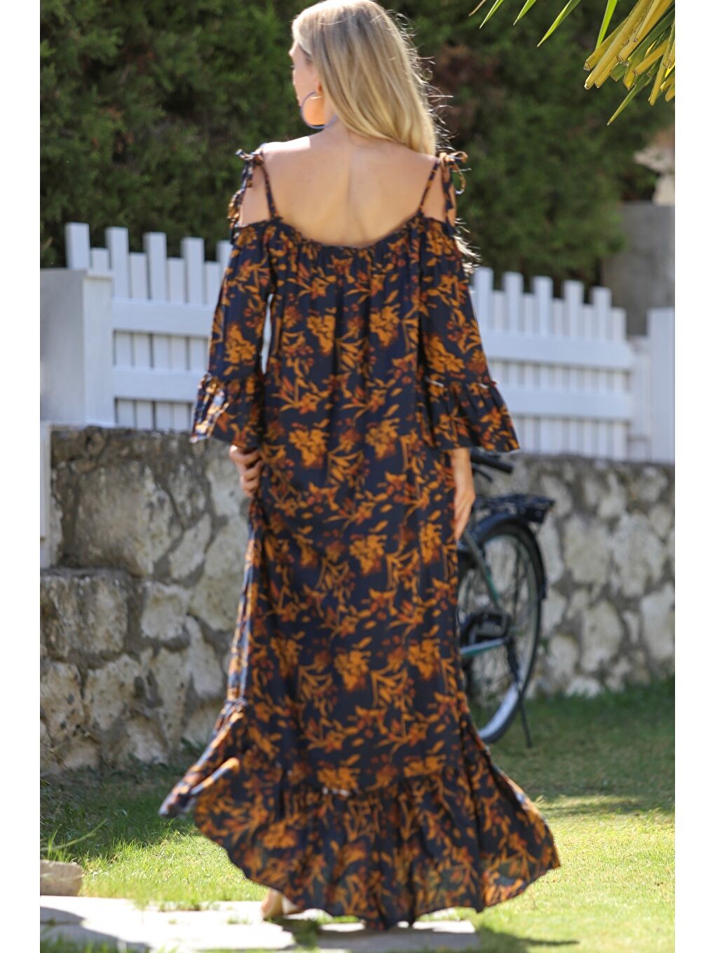 Kahverengi Carmen Yaka Fırfırlı Kol Kol Ve Etek Ucu Fırfırlı Allover Baskılı Dokuma Casual Elbise-7