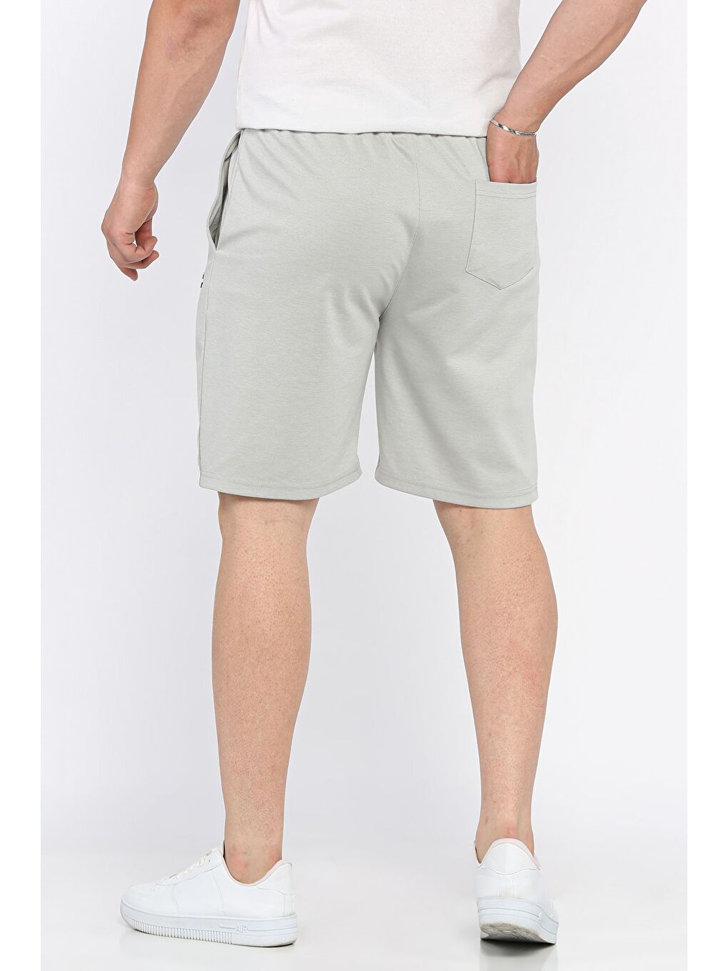 Gri Yazı Baskılı Erkek Şort-2