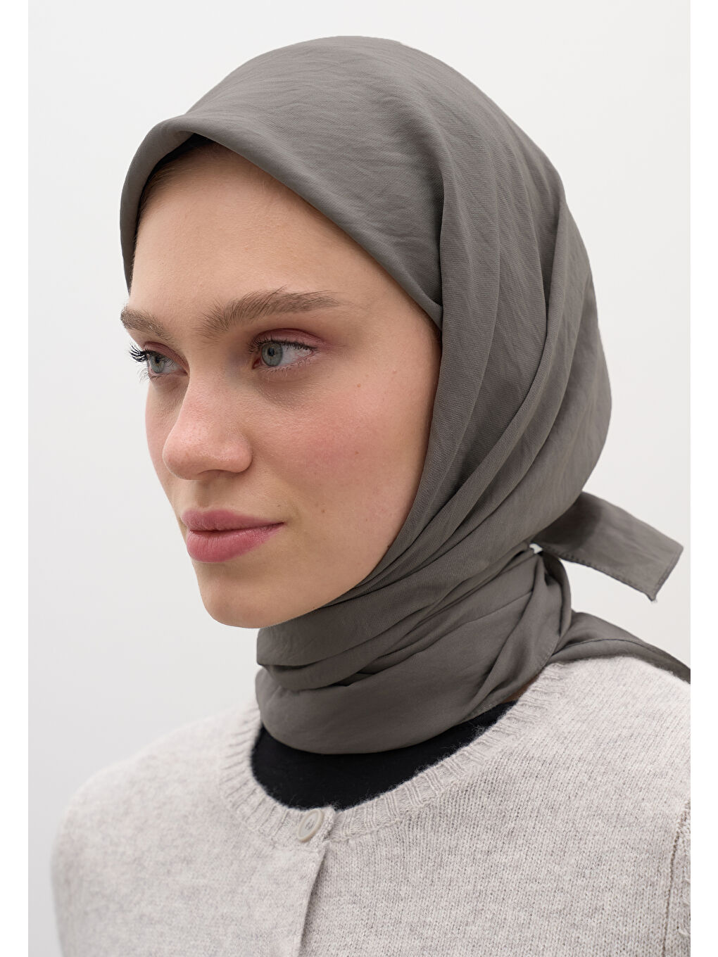 Gri Pamuk Viskon Eşarp Füme-3