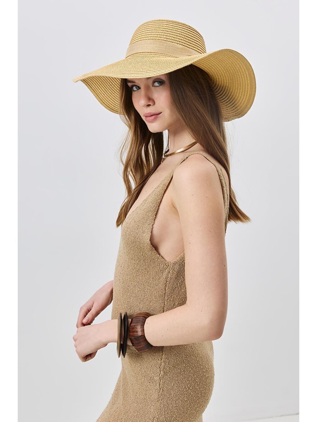 Geniş Kenar Hasır Plaj Şapkası Y25730-17 Orta Bej-1
