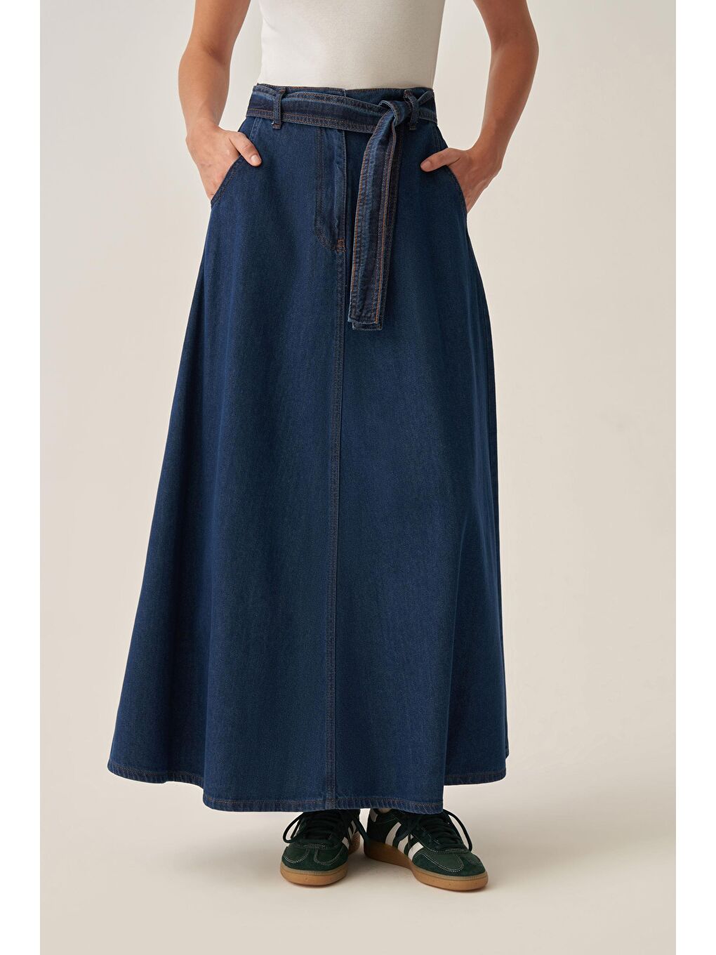 Mavi-Kuşaklı Kloş Denim Etek-4