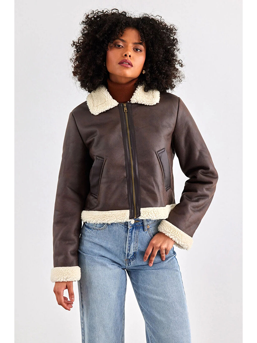 Only Kahverengi Onlbetty Regular Fit Yapay Tüylü Geniş Yaka Kısa Mont 15324138