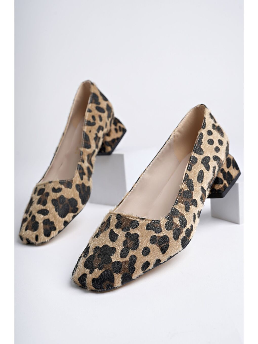 Sarı LİLİTH Kare Burunlu Kısa Topuklu Kadın Günlük Ayakakkabı-2