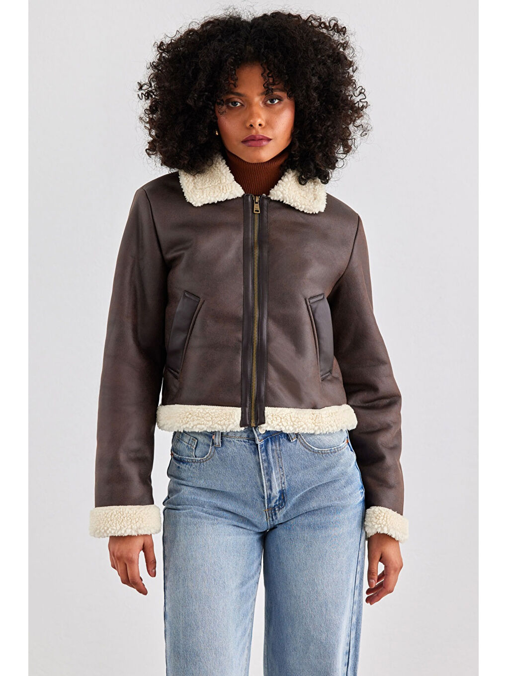 Only Kahverengi Onlbetty Regular Fit Yapay Tüylü Geniş Yaka Kısa Mont 15324138 - 2