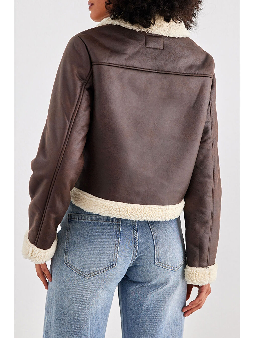 Only Kahverengi Onlbetty Regular Fit Yapay Tüylü Geniş Yaka Kısa Mont 15324138 - 4