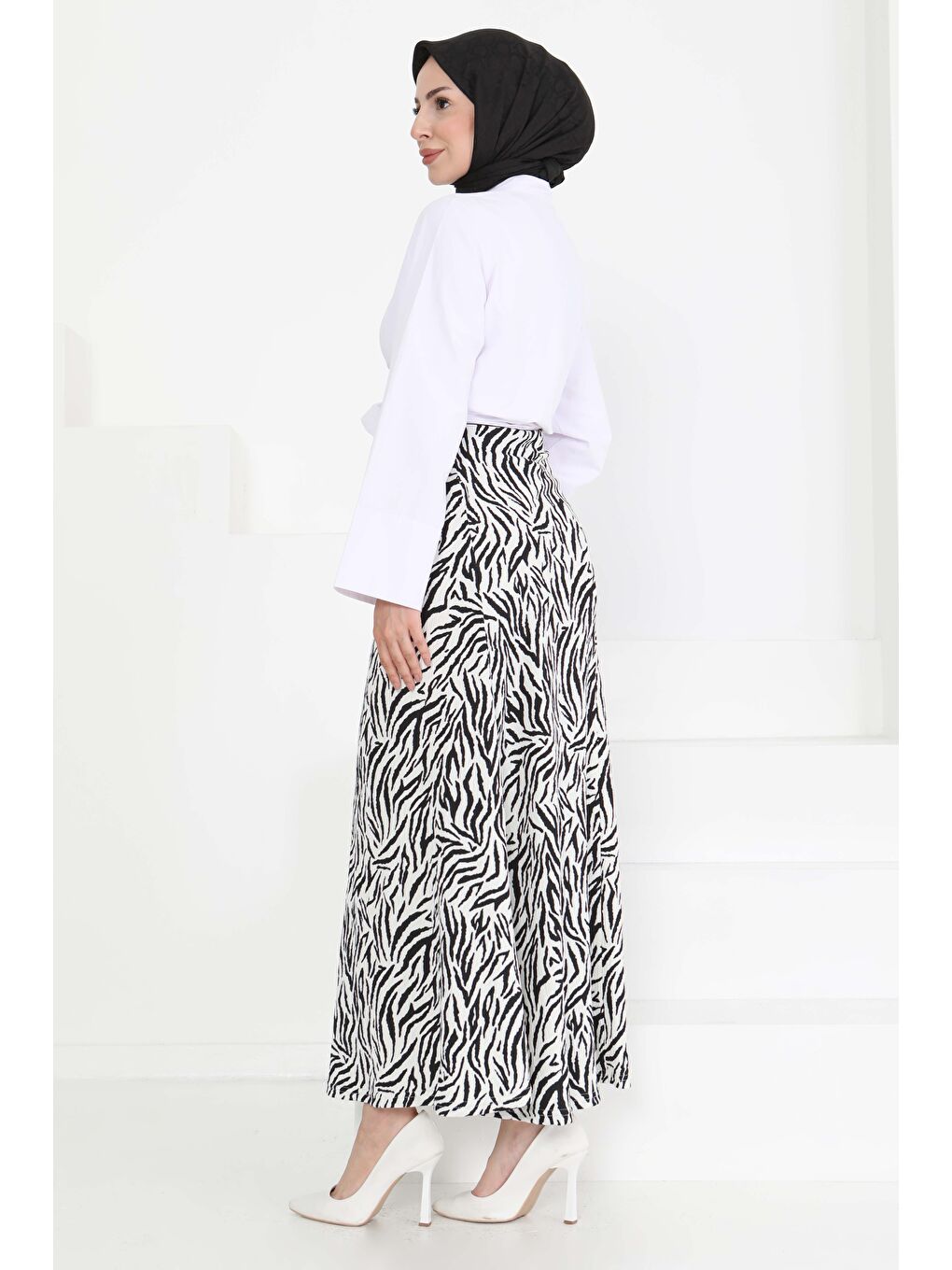 Desenli Kiloş Etek Beyaz - 27238-5
