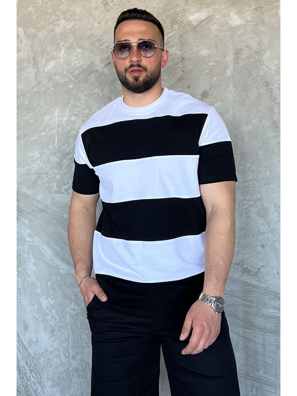 Beyaz Bisiklet Yaka Parçalı Erkek Tişört-1