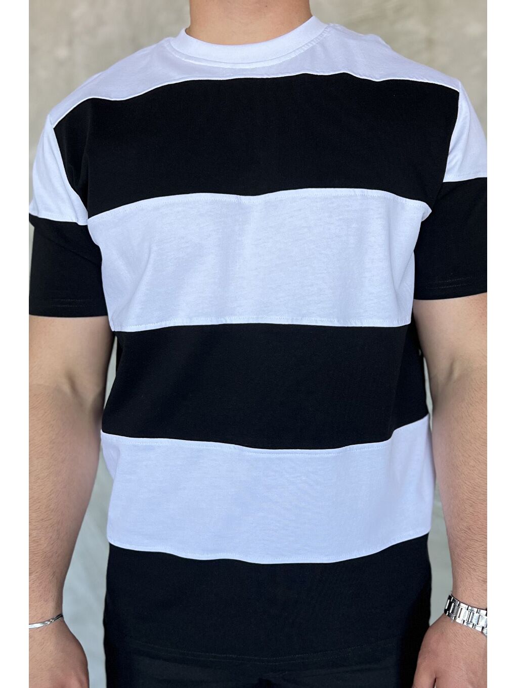 Beyaz Bisiklet Yaka Parçalı Erkek Tişört-3