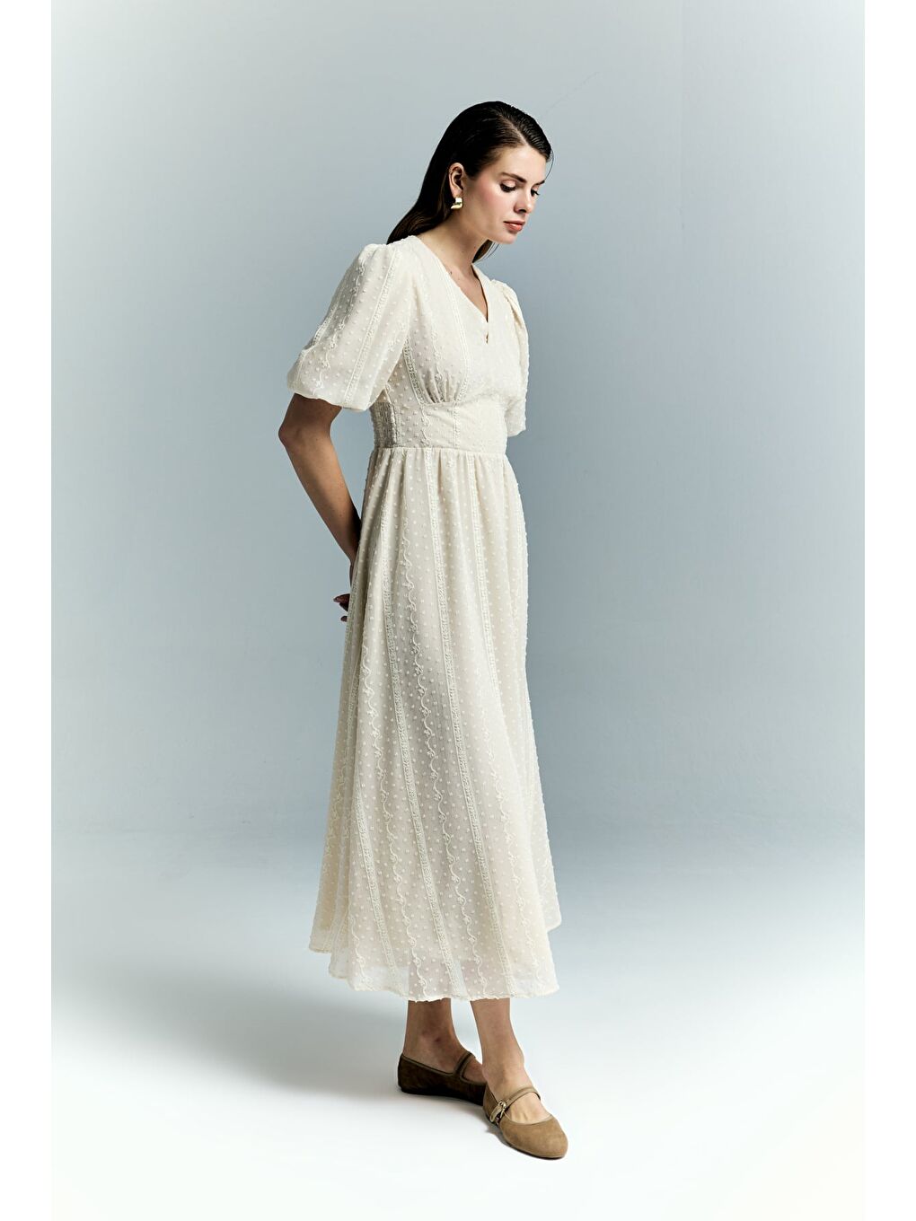 Kabarık Kollu Uzun Elbise - Bej-1