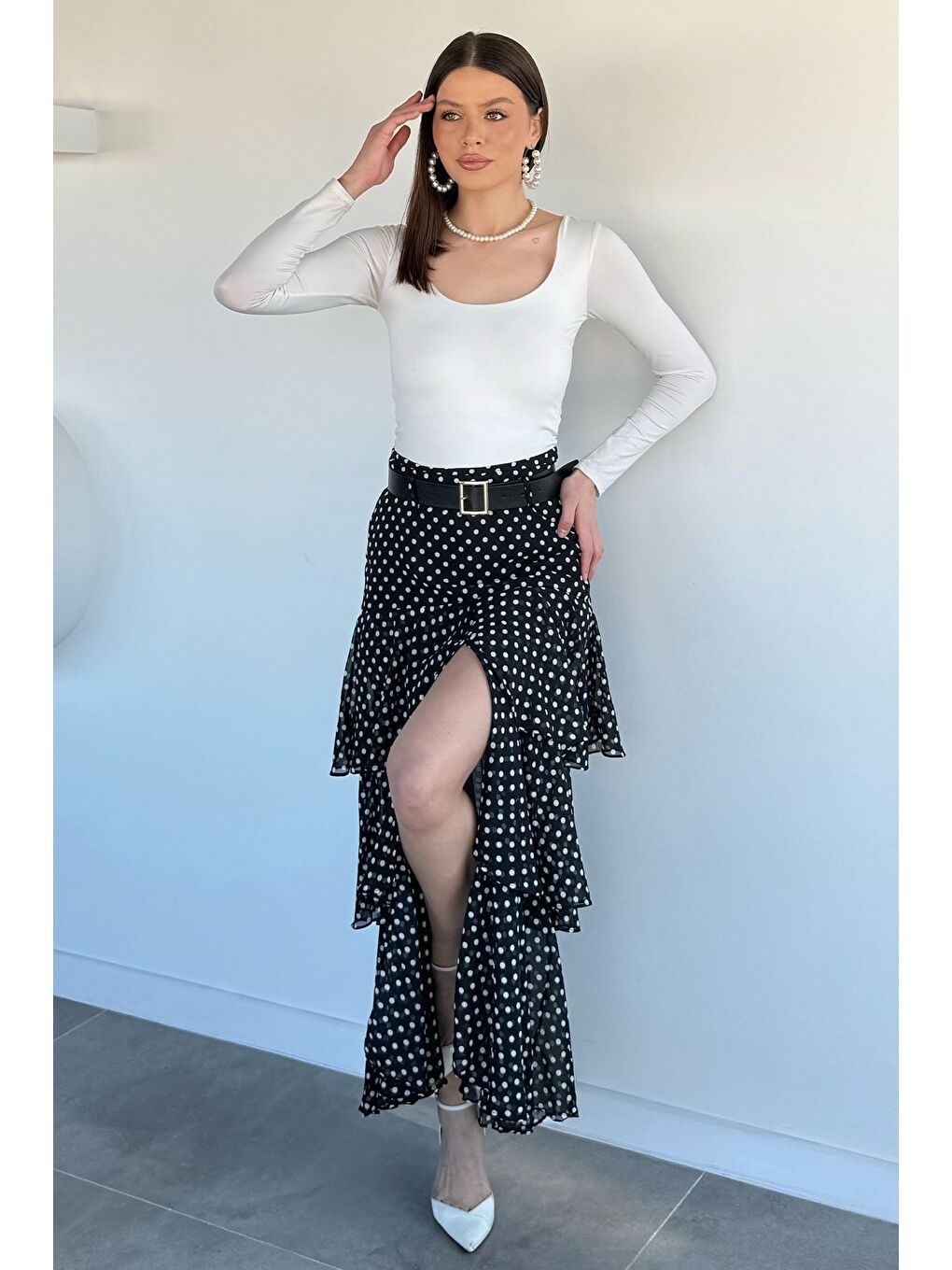 Siyah Kadın Puantiyeli Kemerli Etek-1