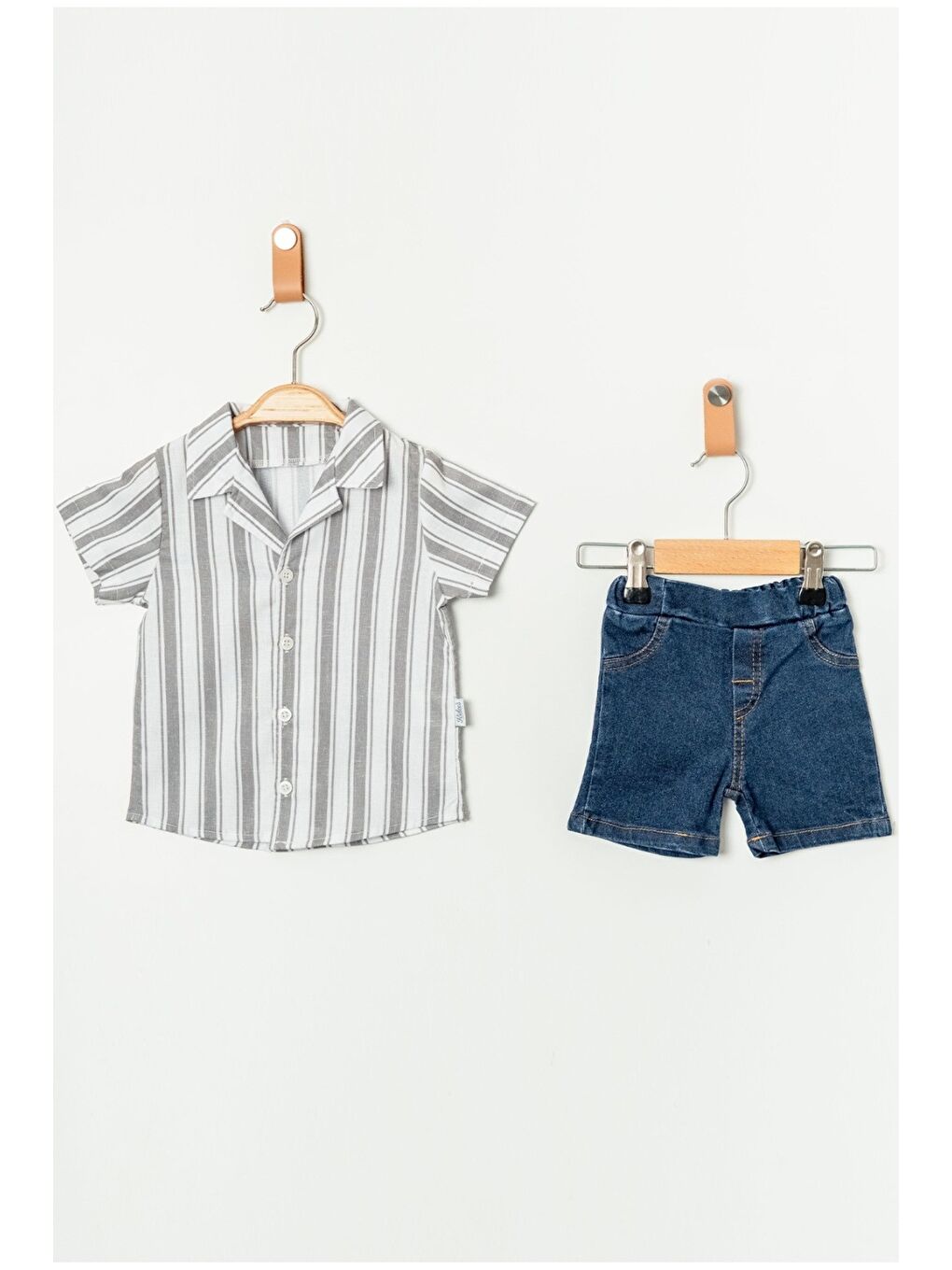 Gri Erkek Bebek Çizgili Gömlek Jean Şort Takım-1