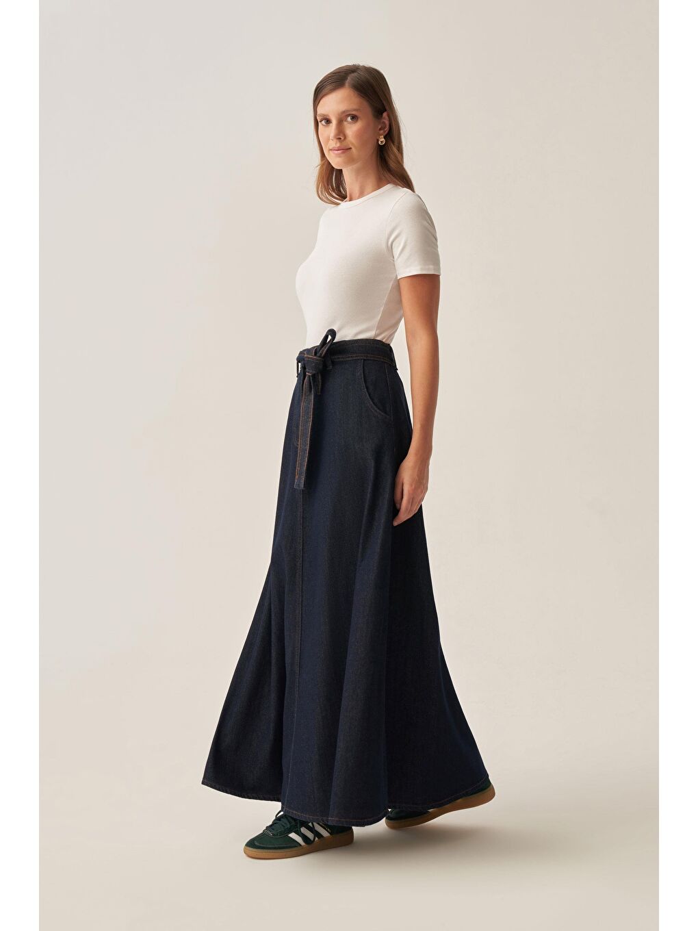 Koyu Mavi-Kuşaklı Kloş Denim Etek-1