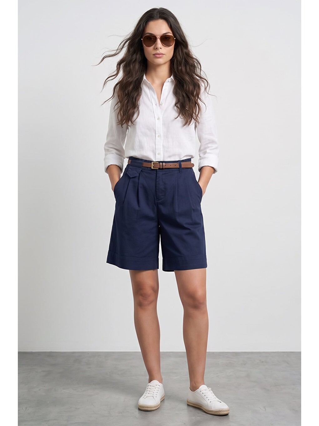 Lacivert Kemerli Cepli Gabardin Şort-1