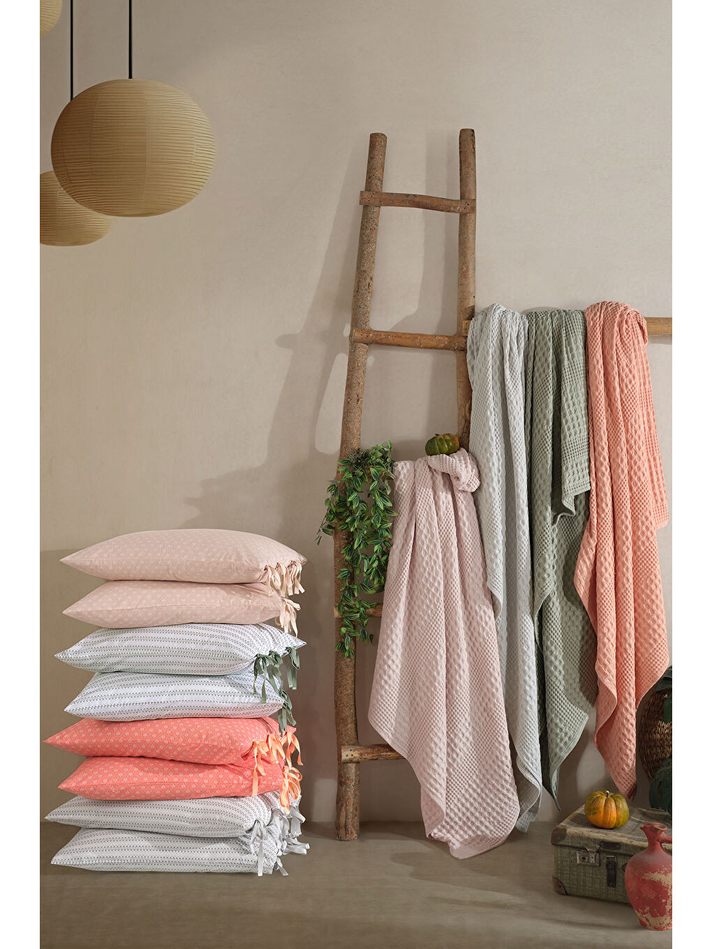 Pembe Silvia Pike Seti Çift Kişilik (220x240 cm) Somon-4